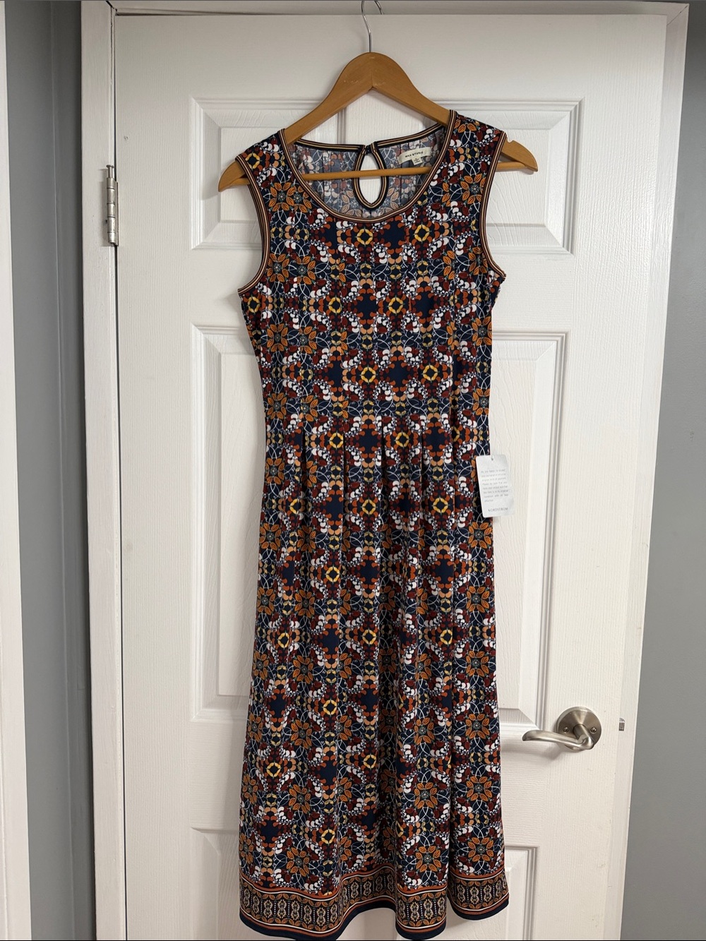 Max Studio Sleeveless Midi Dress in Navy, Rust, and Cream Mosaic Print Sz Small